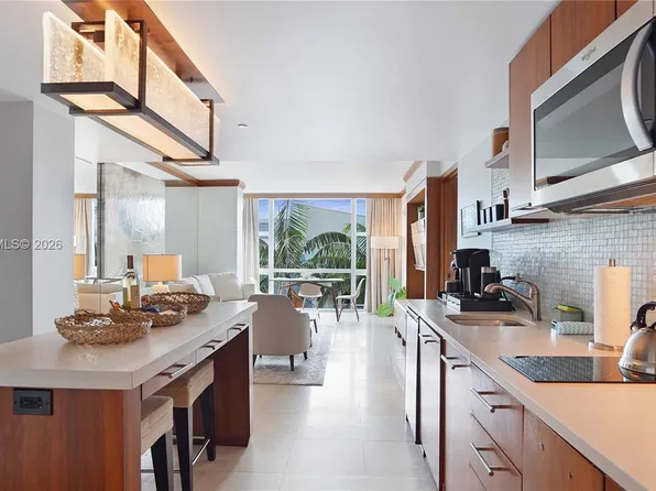 6801 Collins Ave #315, Miami Beach, FL 33141