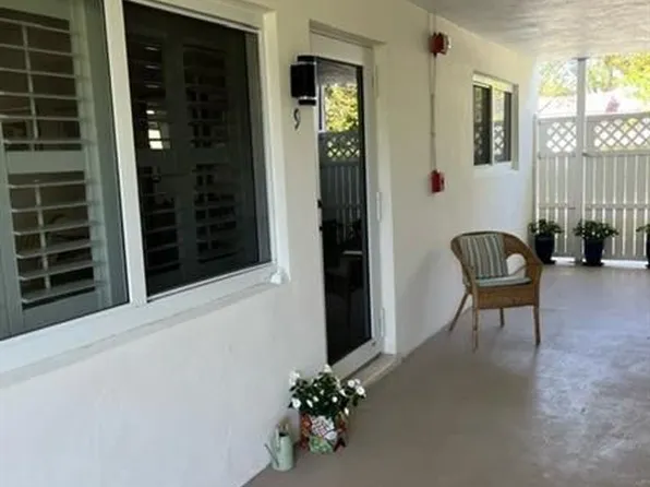 1446 Hayes St APT 9, Hollywood, FL 33020