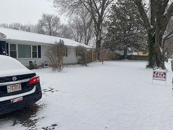 2nd image of 203 S Neal St
