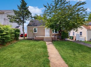 150 Prospect Ave, Edison, NJ 08817