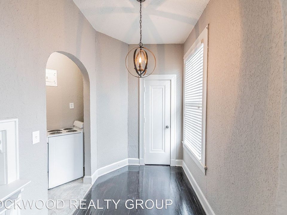 1st image of 204 E Dewey Pl #7