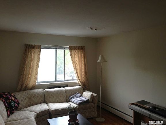 5th image of 2256 Steinway St