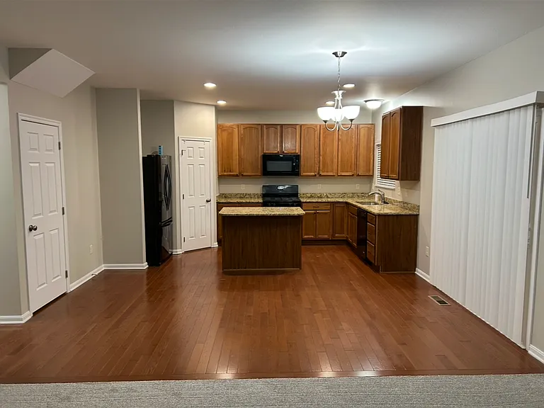4867 Adwell Loop — Photo 5