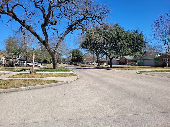 4th image of 9777 Westview Dr