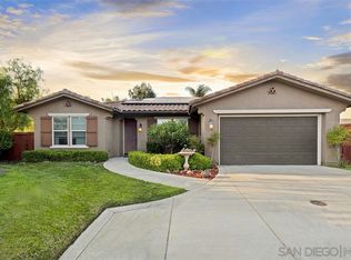 122 Calle Quinn, Vista, CA 92083
