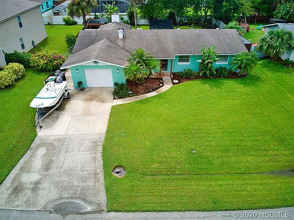 2nd image of 3314 Sabal Palm Dr