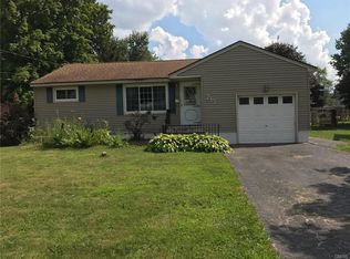 213 Shaver Ave, North Syracuse, NY 13212