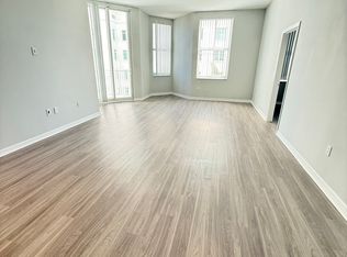 255 Evernia St APT 409, West Palm Beach, FL 33401