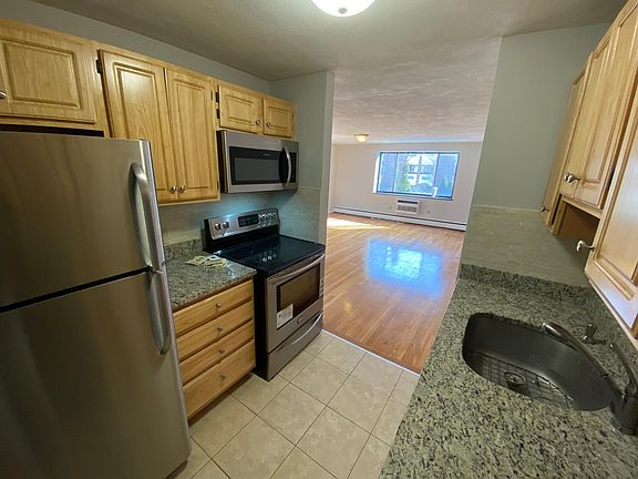 2nd image of 222B Babcock St #2C