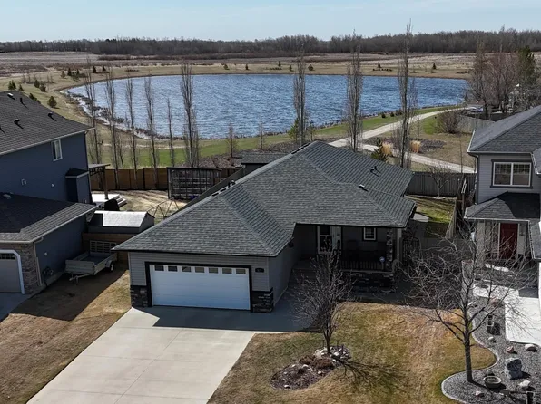 521 Grandin Dr, Morinville, AB T8R 0E3