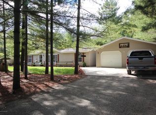 127 W Jackson Rd, Saint Louis, MI 48880