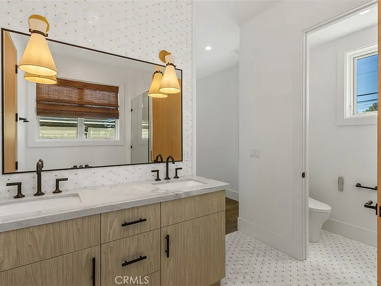 515 1/2 Jasmine Ave — Photo 14