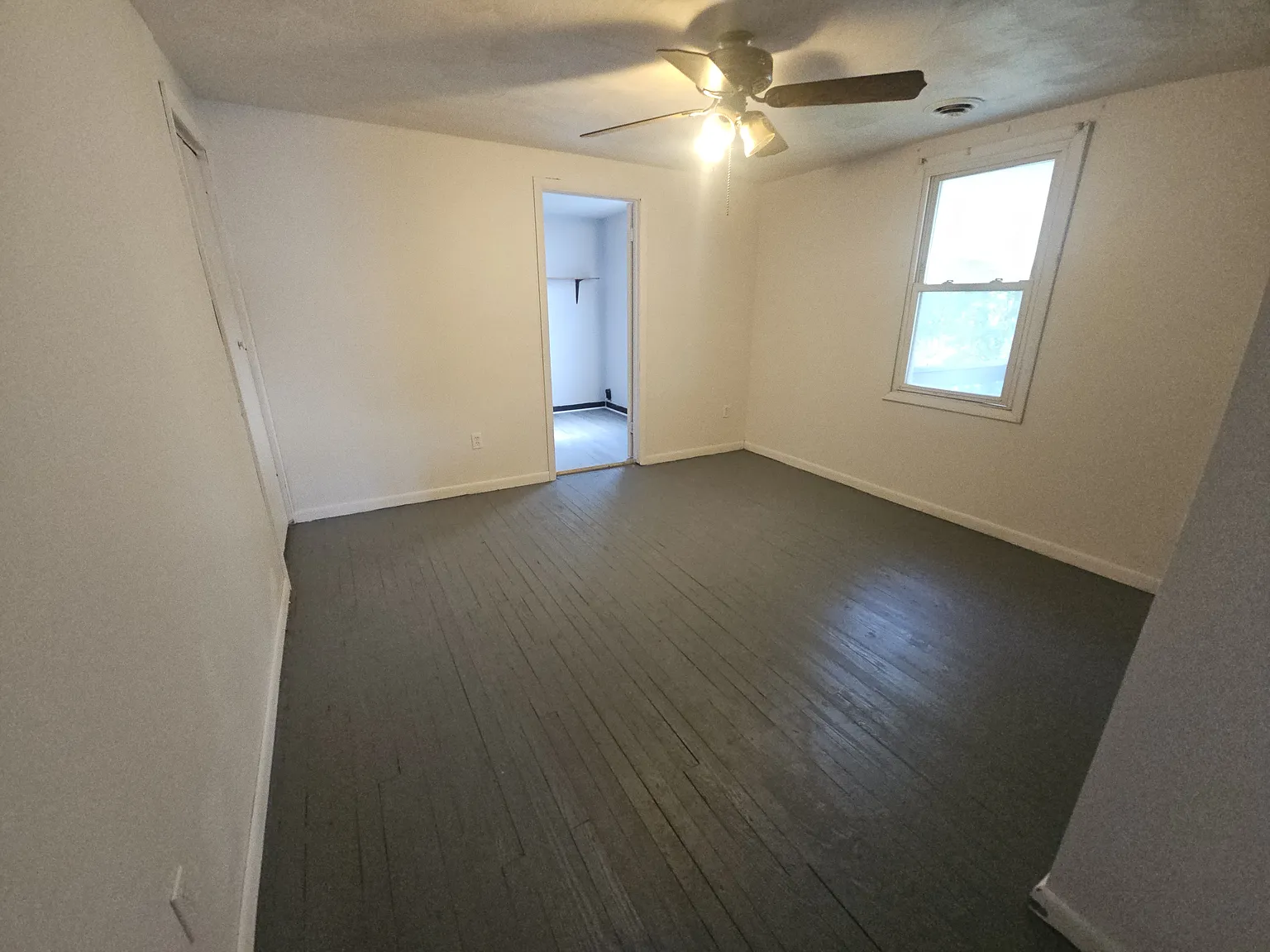 1 bed, 750 sqft, $1,000 — Photo 4