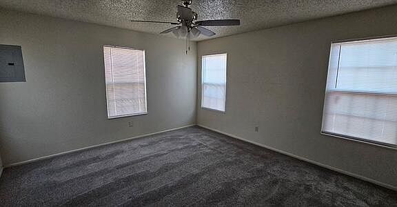 2nd image of 2318 33rd St