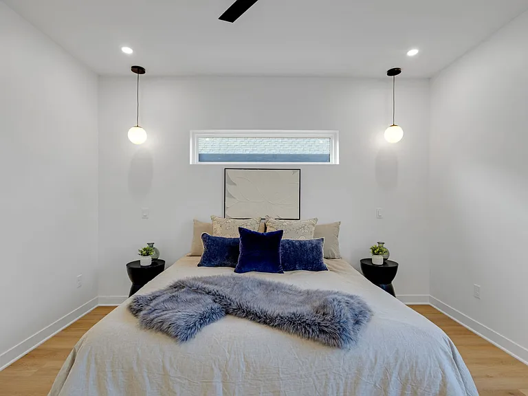 1025 Churchman Ave — Photo 59