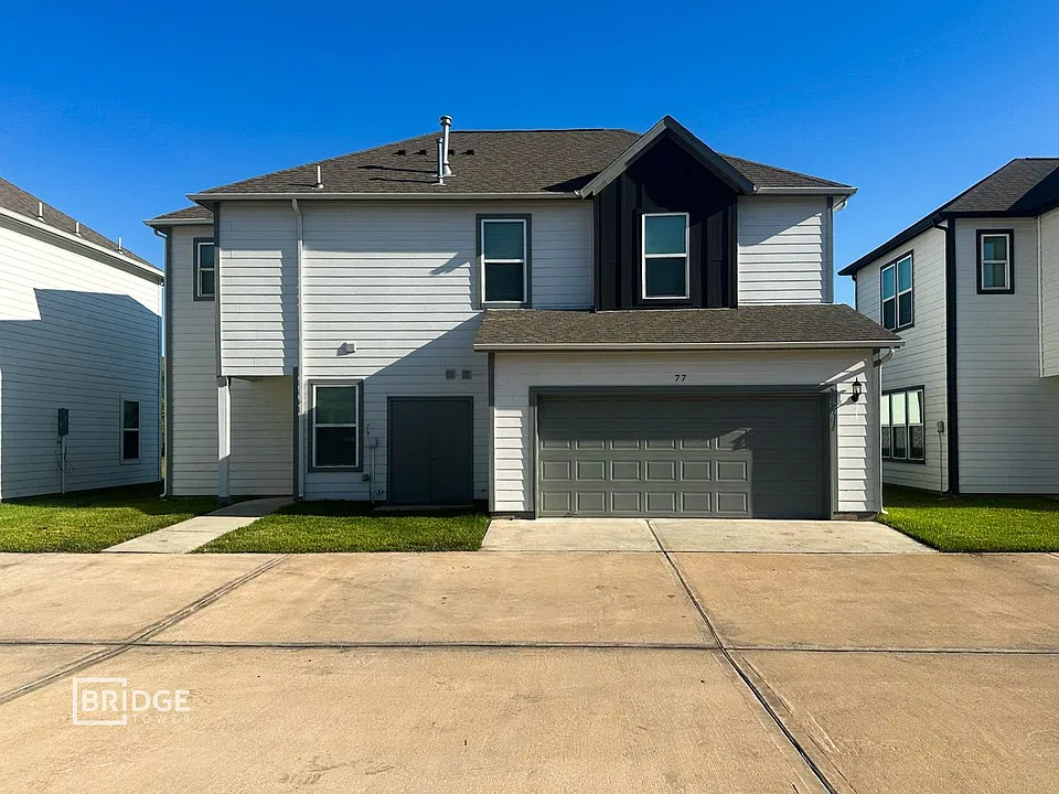 77 Fern Ct