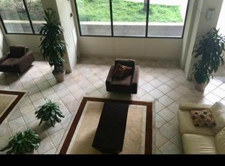 1731 Beacon St APT 204, Brookline, MA 02445