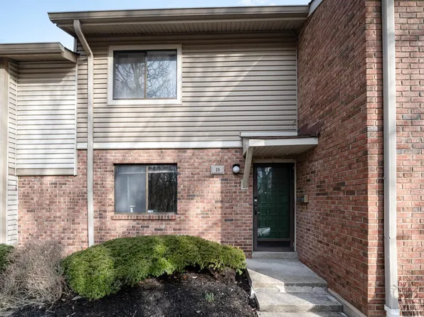 19 Woodview Ct, Cincinnati, OH 45246