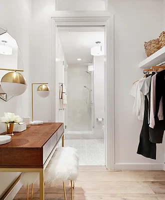 Sold by Compass | media 11