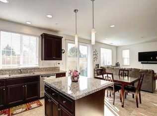 1128 Oakbriar Cir, Roseville, CA 95747