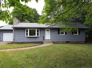 217 Unionville Ave, Plainville, CT 06062