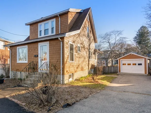 8 Breede Ter, Dedham, MA 02026