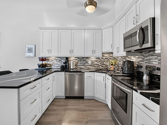 5th image of 9622 Boca Gardens Parkway #B