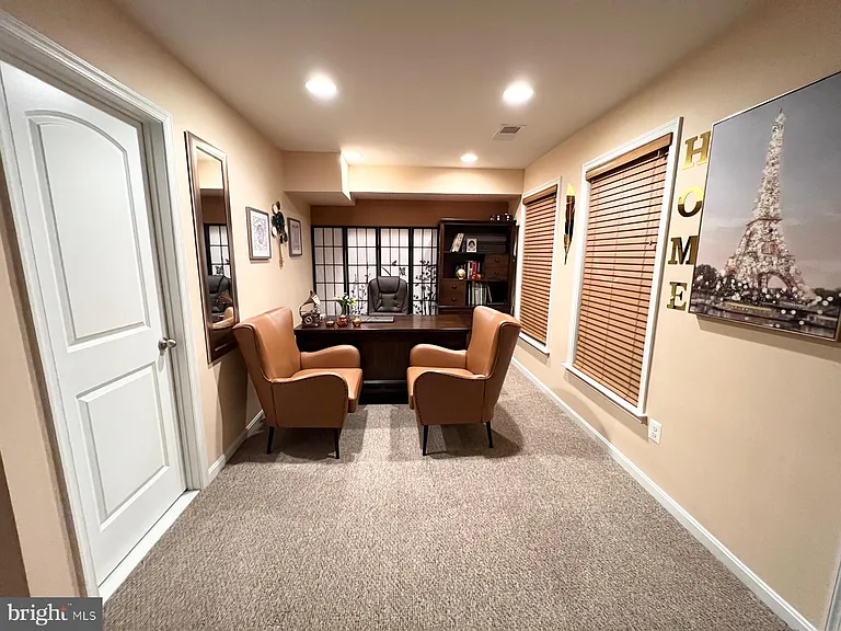 1604 Sebring Ct — Photo 6