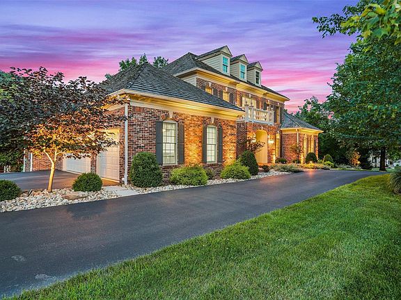 2nd image of 109 Club Creek Ct