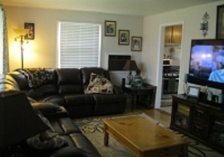 Living room 2