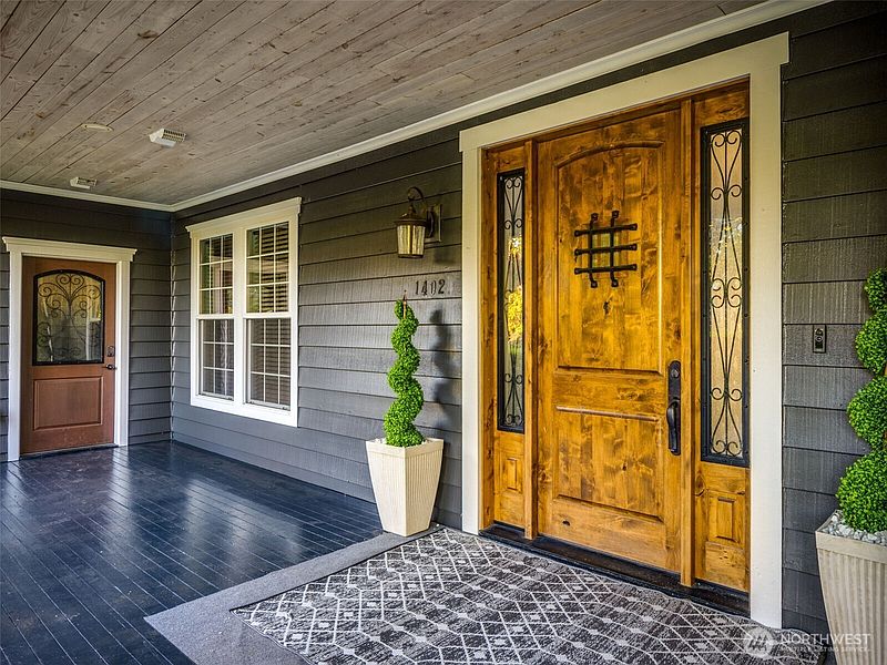 3rd image of 1402 SW 20th Avenue