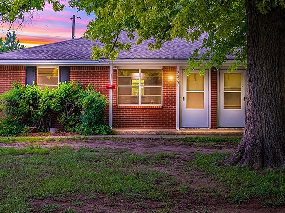 2nd image of 2227 Donna Dr #2229