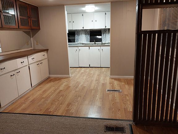 4th image of 516 E Seminole St #12