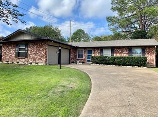 3021 Duff Dr, Arlington, TX 76013