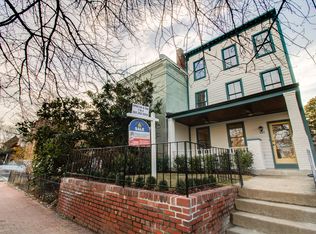 421 9th St SE, Washington, DC 20003