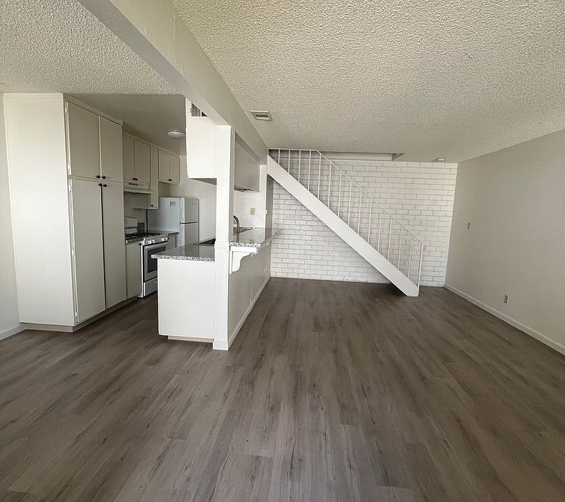 1st image of 1703 Donner Ave APT 3