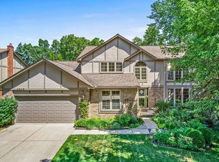3608 Charlwood Dr, Rochester Hills, MI 48306