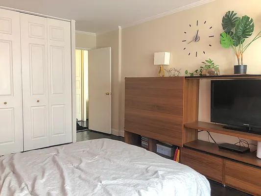 Sold by Nezu Properties | media 3