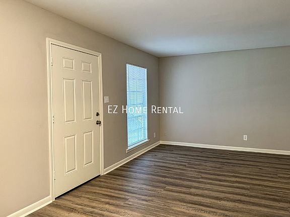 5th image of 2101 6th Ave N #8