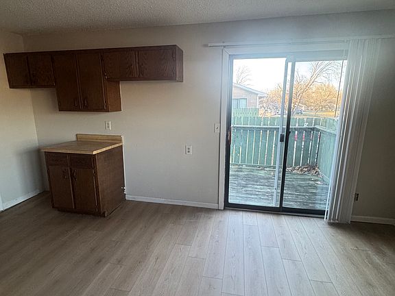 3rd image of 4408 Mesa Dr APT A