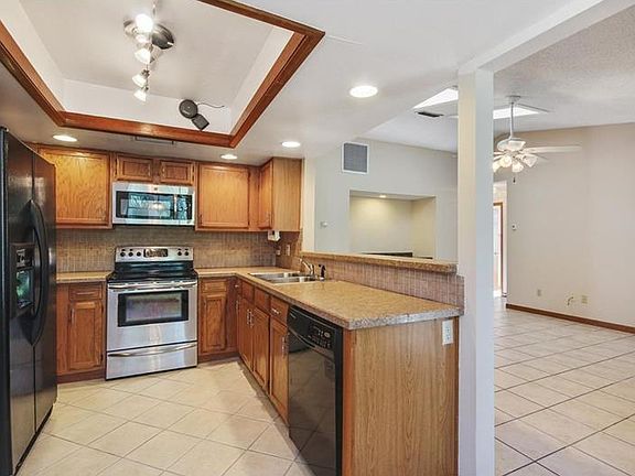 3rd image of 4236 Cobble Stone Ct