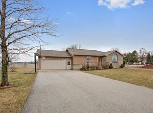 4101 Viebahn St, Manitowoc, WI 54220