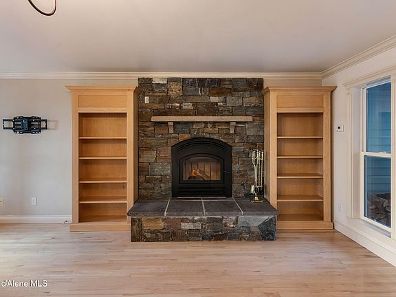 5th image of 2383 Sunnyside Rd