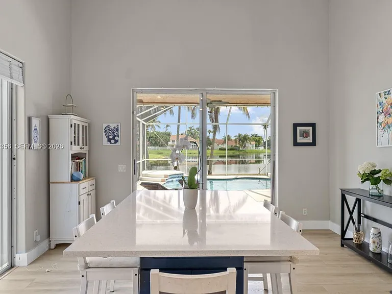 1179 Laguna Springs Dr — Photo 27