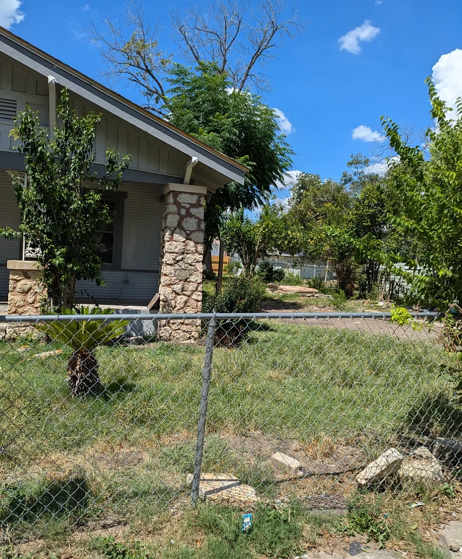 3 bed, 1332 sqft, $1,500 — Photo 1