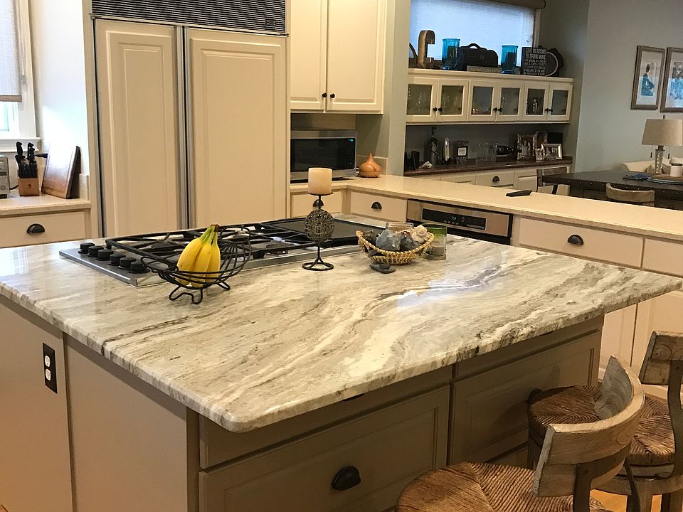 2nd image of 14 Commons Ct