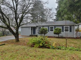 10445 NE Knott St, Portland, OR 97220