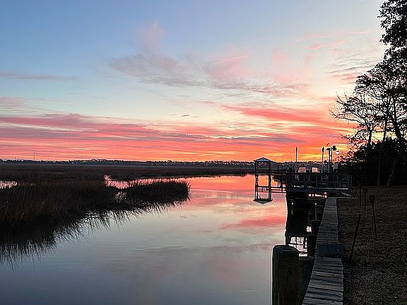 5th image of 7 Pebble Beach Dr