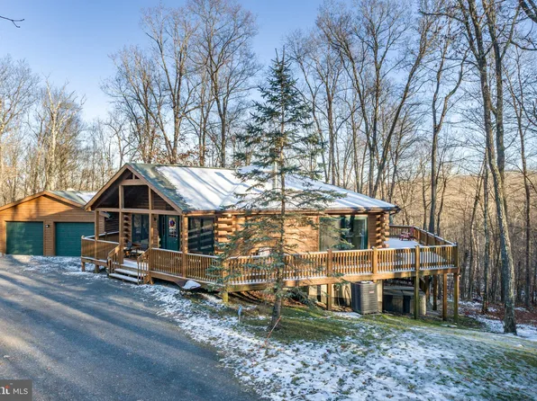 870 Hunters Ridge Dr, Oakland, MD 21550