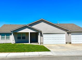 5511 Johnson Dr, Pasco, WA 99301